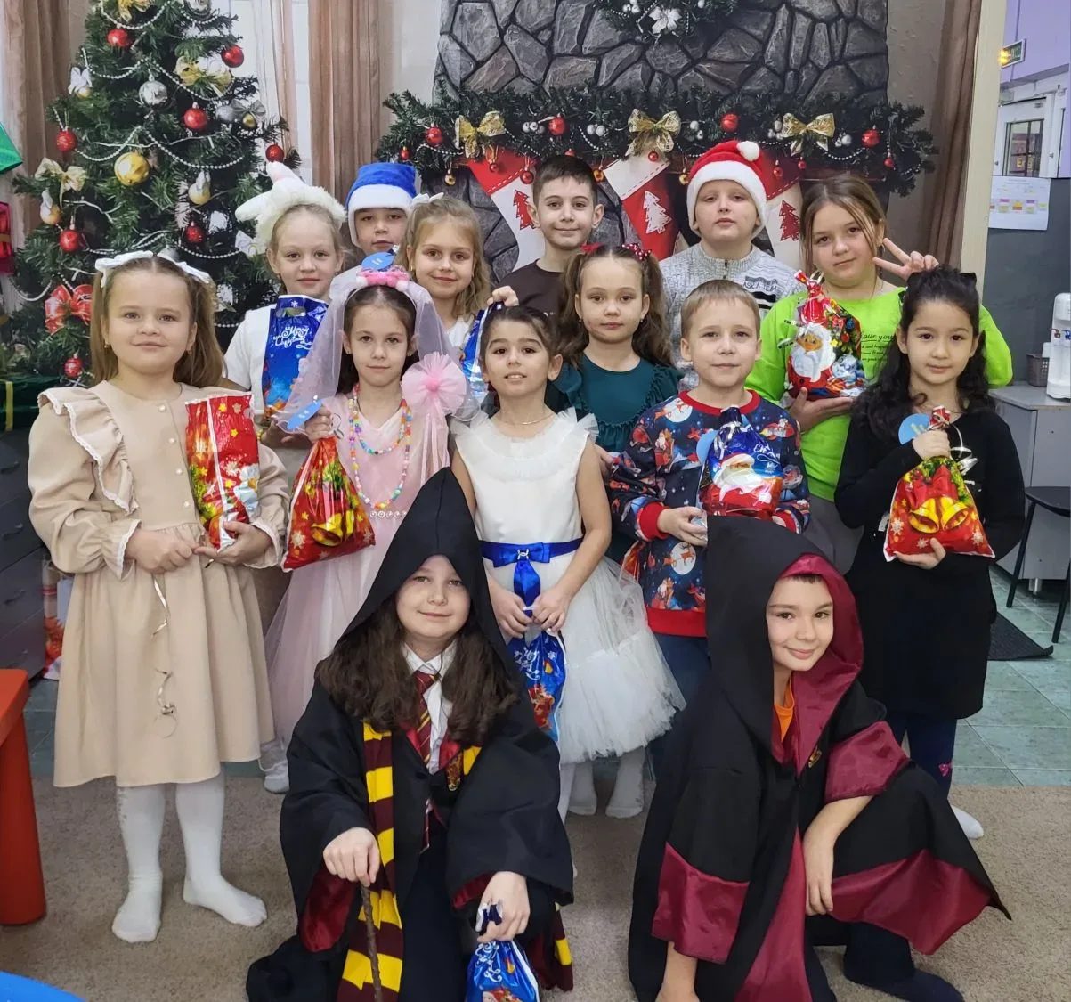 Новогодний праздник в Magic English
